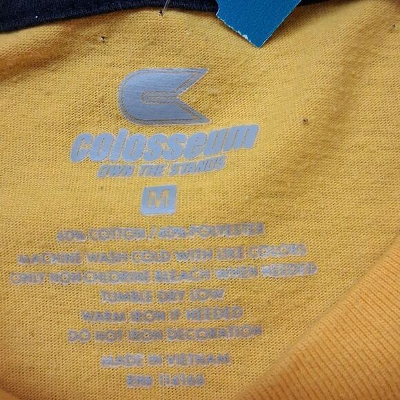 Hawkeyes, Unisex, Colosseum, Size M., Short Sleeve Shirt - Picture 4 of 4